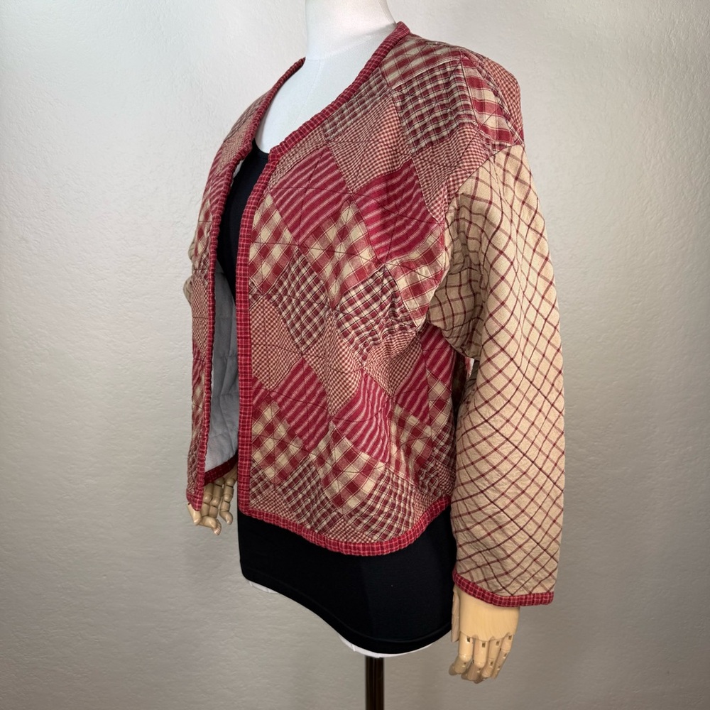 Vintage Collarless Patchwork Quilted Handmade Ope… - image 11